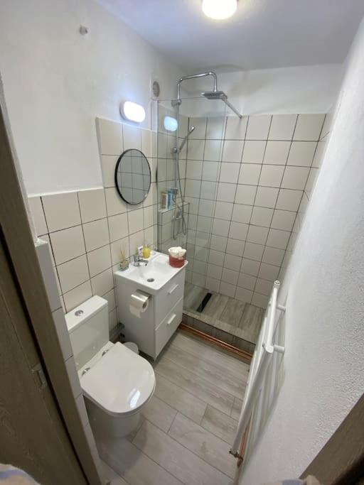 Black& White Apartment Brasov Exterior photo